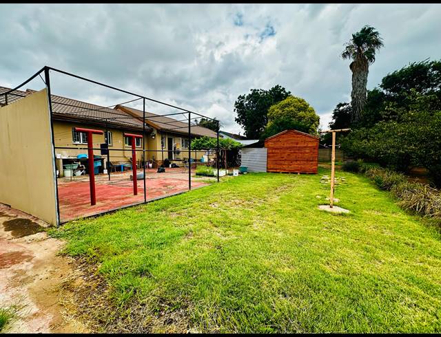 3 BEDROOM HOUSE FOR SALE IN LANGENHOVENPARK